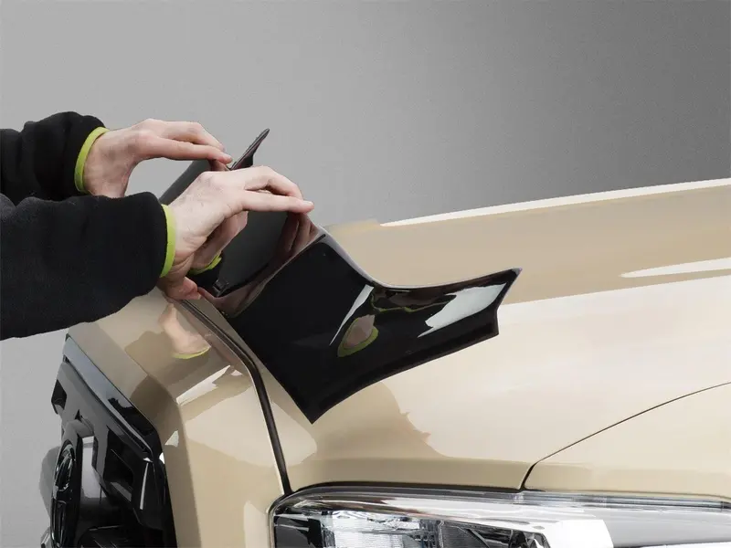 Weathertech 55186 Low-Profile Aerodynamic Hood Protector – Custom Fit 1